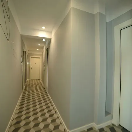 Mazi7thfloor #1 *